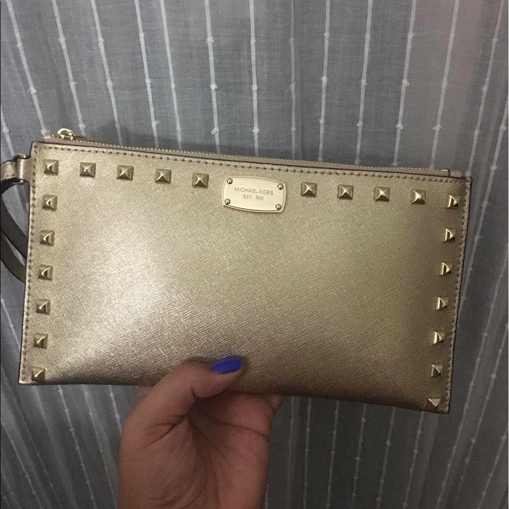 Micheal Kors clutch